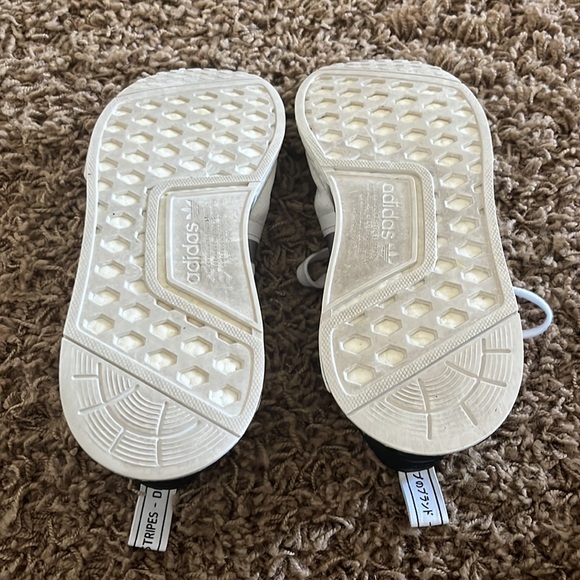 🖤✨ADIDAS NMD SNEAKERS✨🖤 - Picture 10 of 11